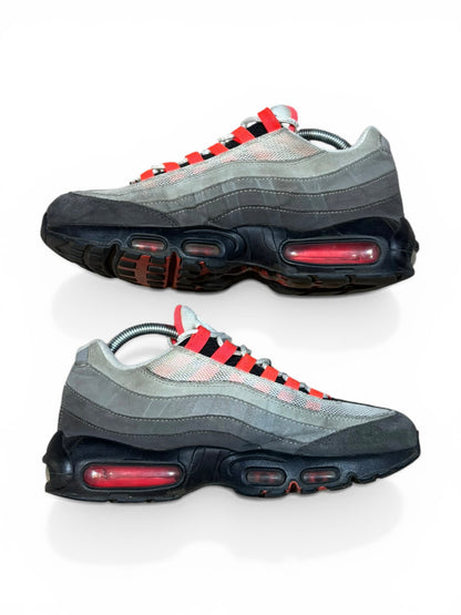 Nike Solar Red 95s (UK 7)
